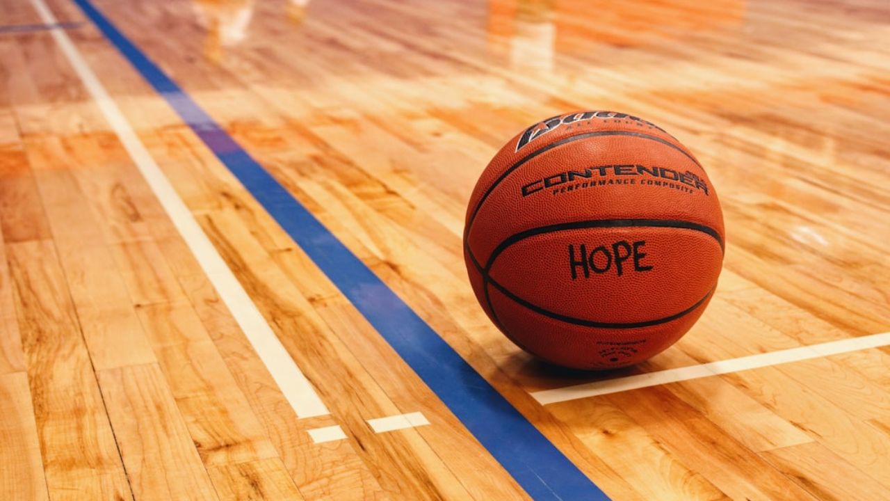 The Evolution of Basketball Flooring: From Hardwood to Modular Tiles