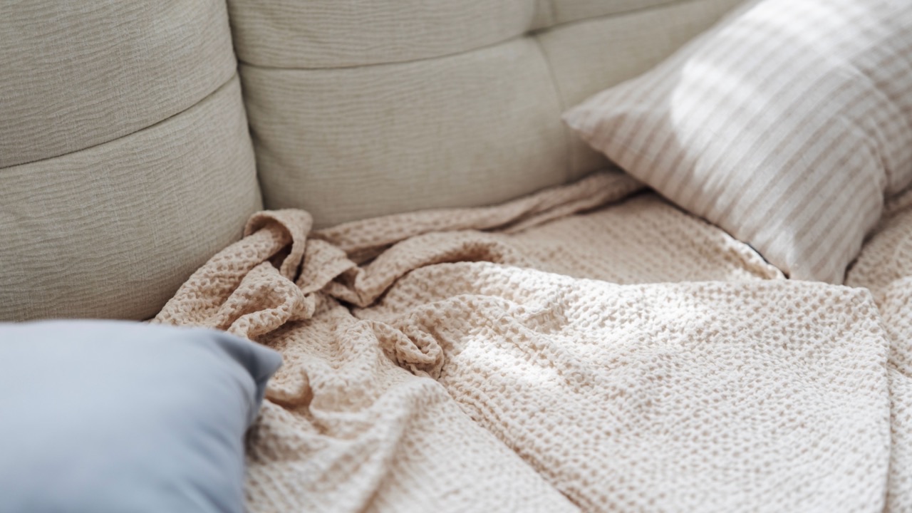 Why Cashmere Blankets Feel the Way They Do — and Whether the Price Is Justified