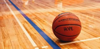 The Evolution of Basketball Flooring: From Hardwood to Modular Tiles