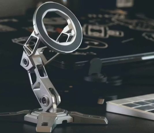 Why Tech Lovers Are Switching to Aluminum Desk Accessories